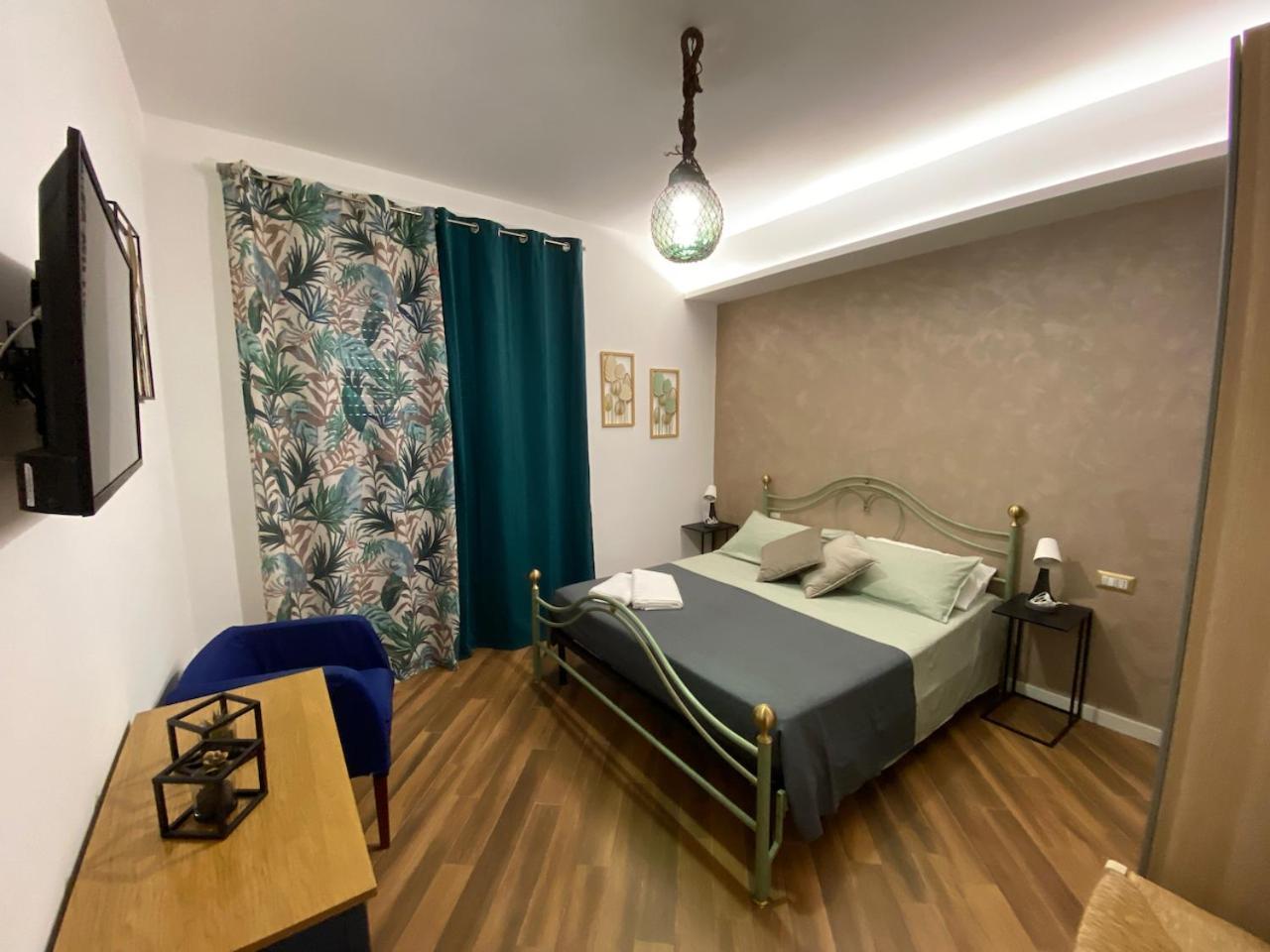 Fly Apartment